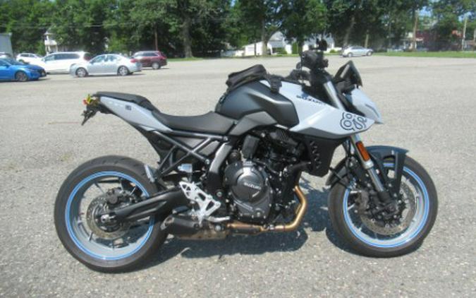 2024 Suzuki GSX-8S