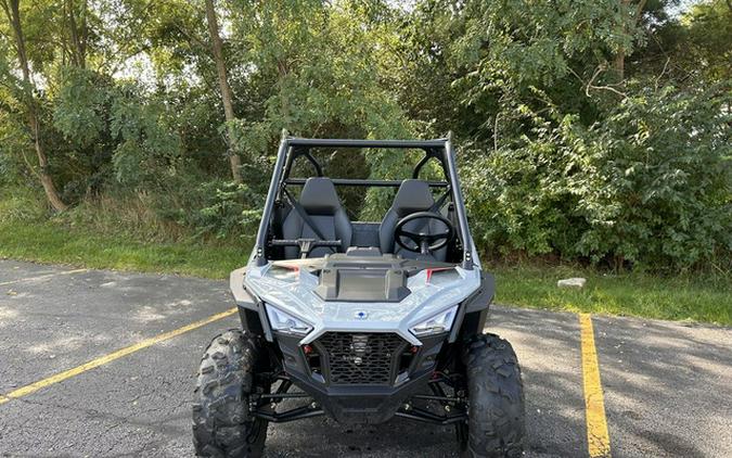 2024 Polaris RZR 200 EFI