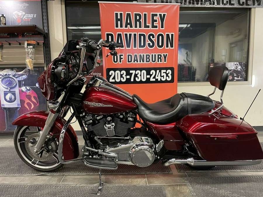 2017 Harley-Davidson® FLHXS - Street Glide® Special