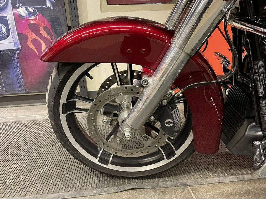 2017 Harley-Davidson® FLHXS - Street Glide® Special