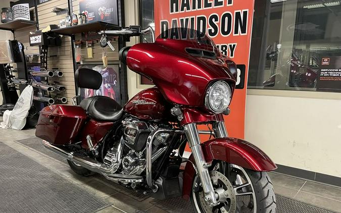 2017 Harley-Davidson® FLHXS - Street Glide® Special