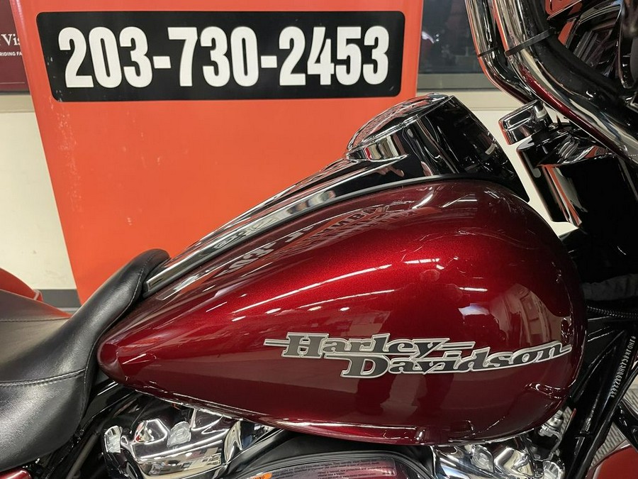 2017 Harley-Davidson® FLHXS - Street Glide® Special