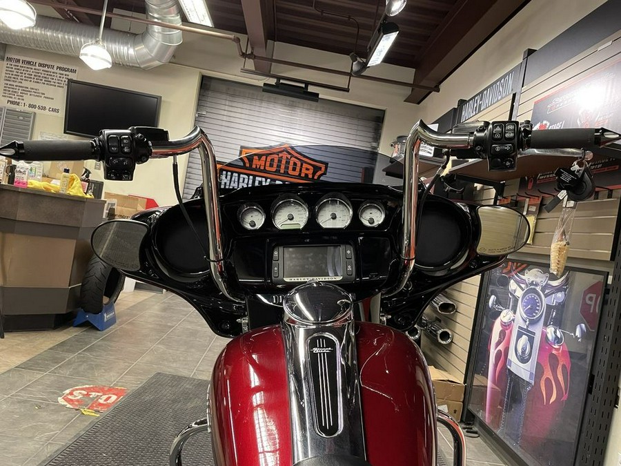 2017 Harley-Davidson® FLHXS - Street Glide® Special