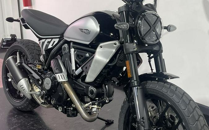 2024 Ducati Scrambler Icon (2G) Black