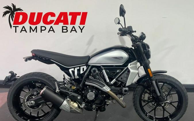 2024 Ducati Scrambler Icon (2G) Black