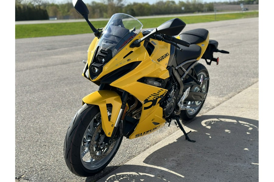 2024 Suzuki GSX-S 8R