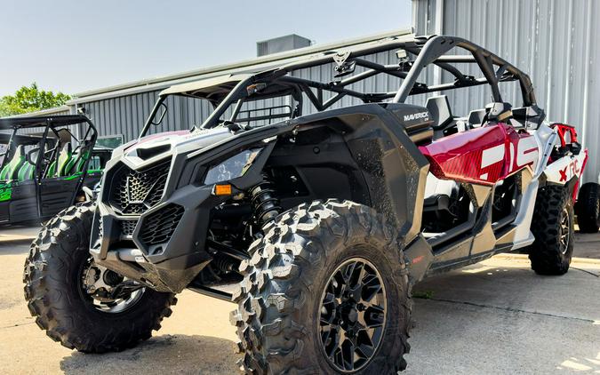 2024 Can-Am® Maverick X3 MAX DS Turbo Fiery Red & Hyper Silver