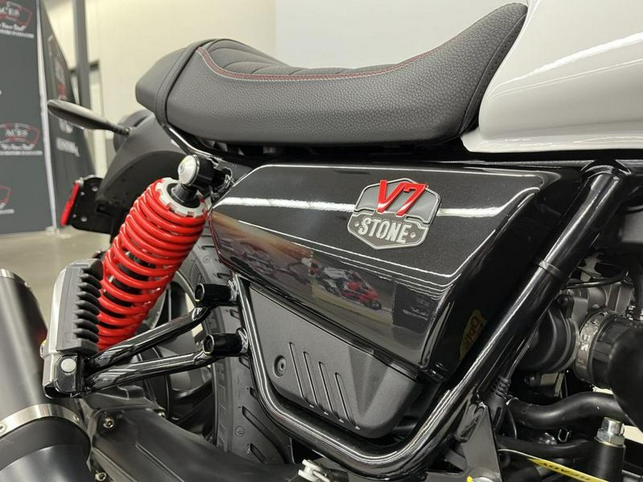 2024 Moto Guzzi V7 Stone Ten