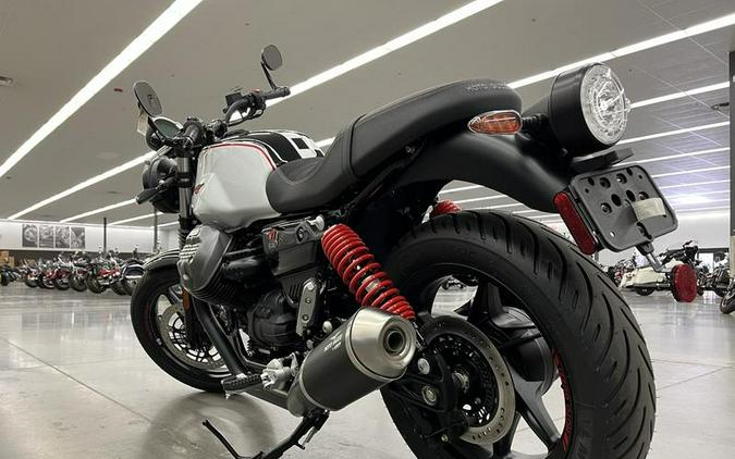 2024 Moto Guzzi V7 Stone Ten