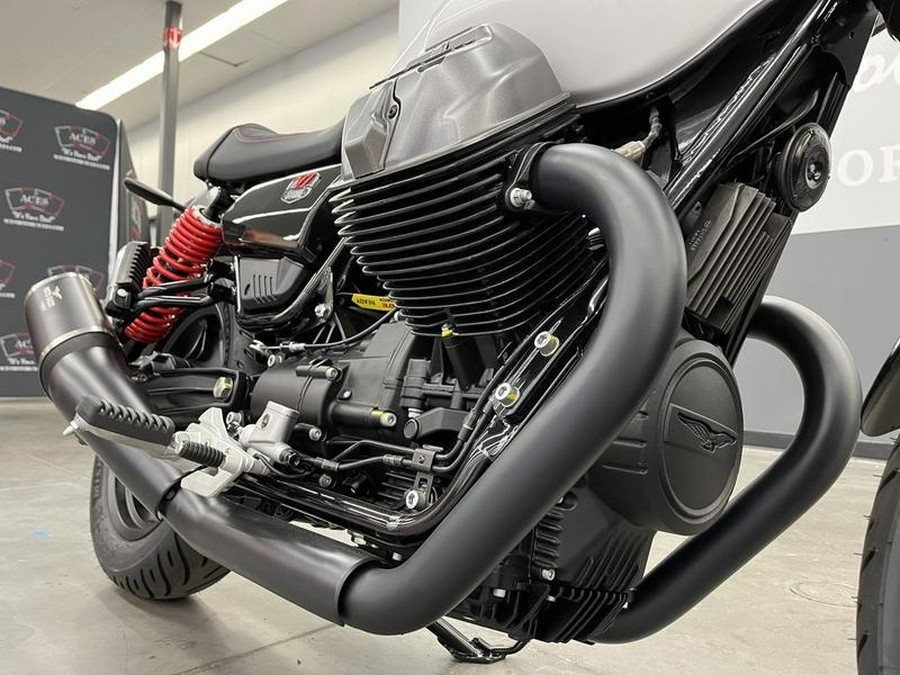 2024 Moto Guzzi V7 Stone Ten