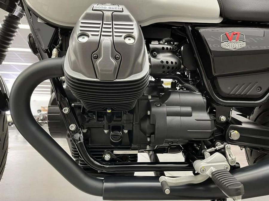 2024 Moto Guzzi V7 Stone Ten