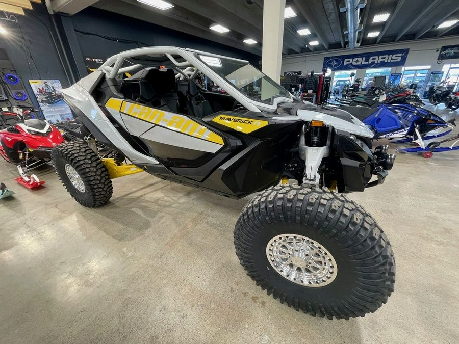 2024 Can-Am® Maverick R 999T DCT