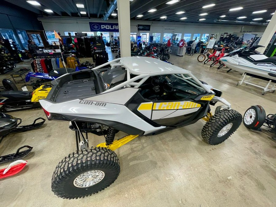 2024 Can-Am® Maverick R 999T DCT