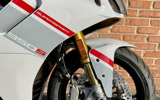 2024 Ducati SuperSport 950 S Stripe Livery