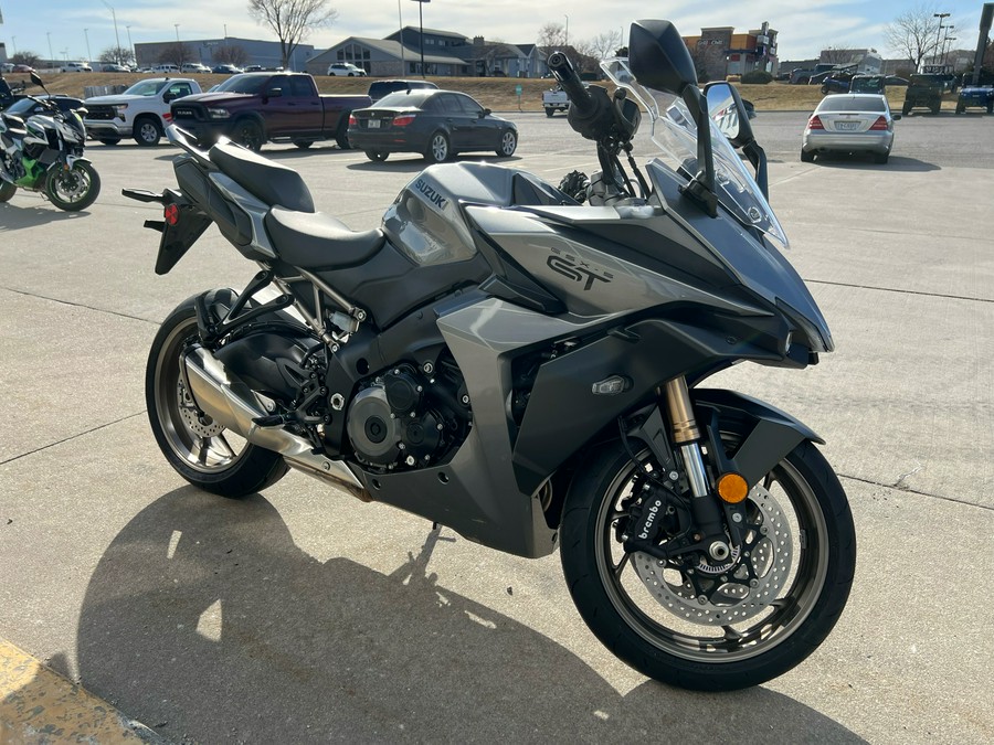 2025 Suzuki GSX-S1000GT+