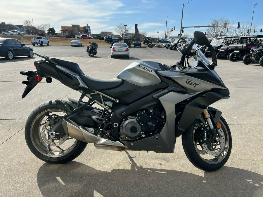 2025 Suzuki GSX-S1000GT+