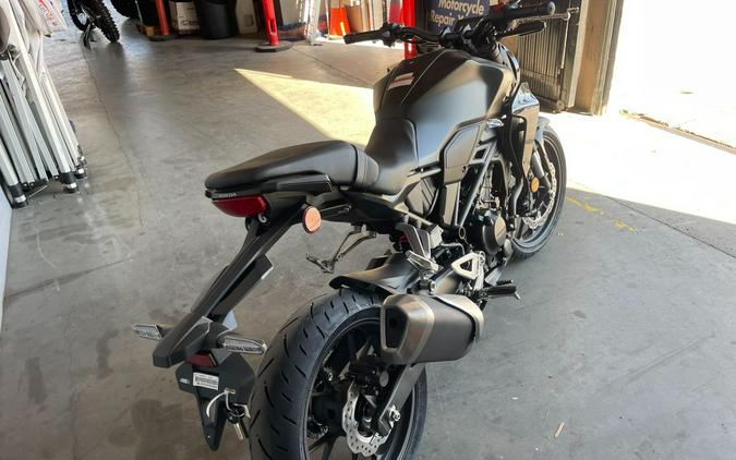 2025 Honda CB300R ABS