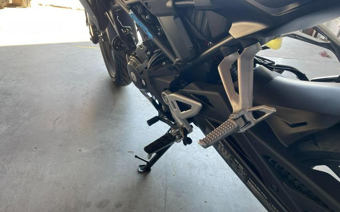 2025 Honda CB300R ABS