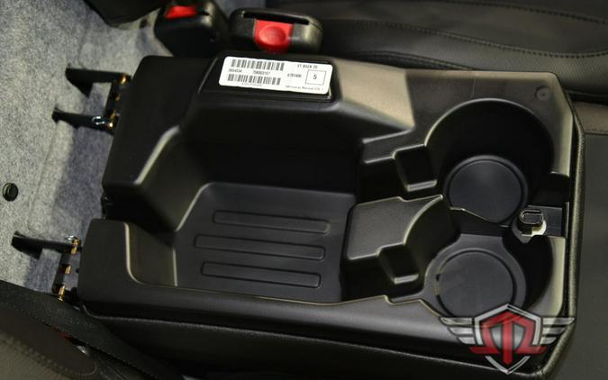 2026 Can-Am Defender PRO Limited HD10