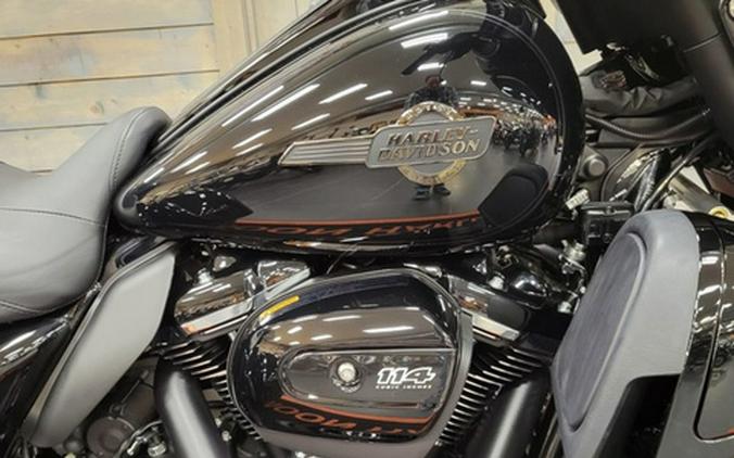 2025 Harley-Davidson FLHTCUTG - Tri Glide Ultra