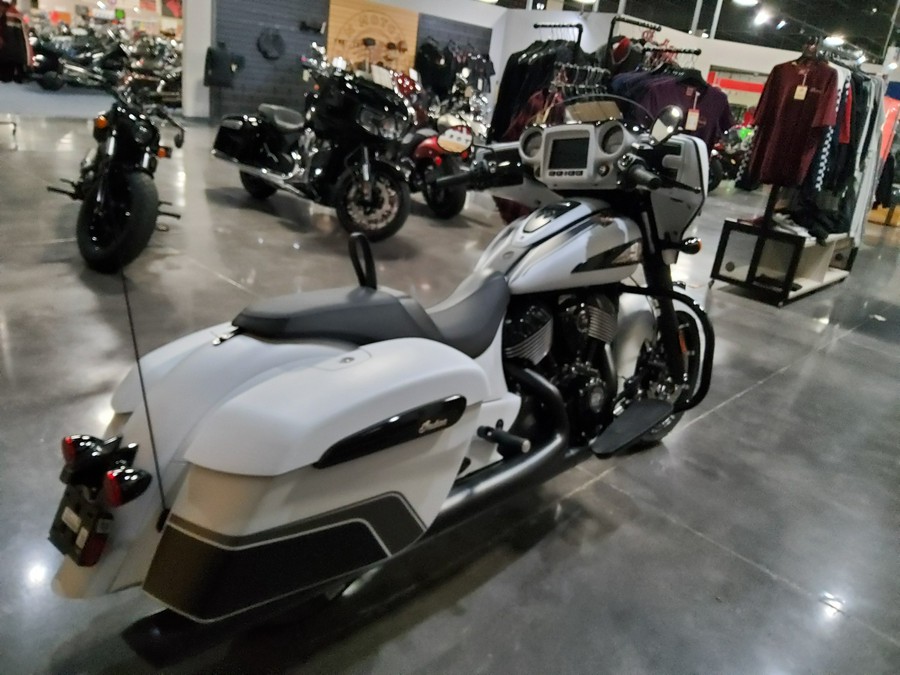 2024 Indian Motorcycle® Chieftain® Dark Horse®