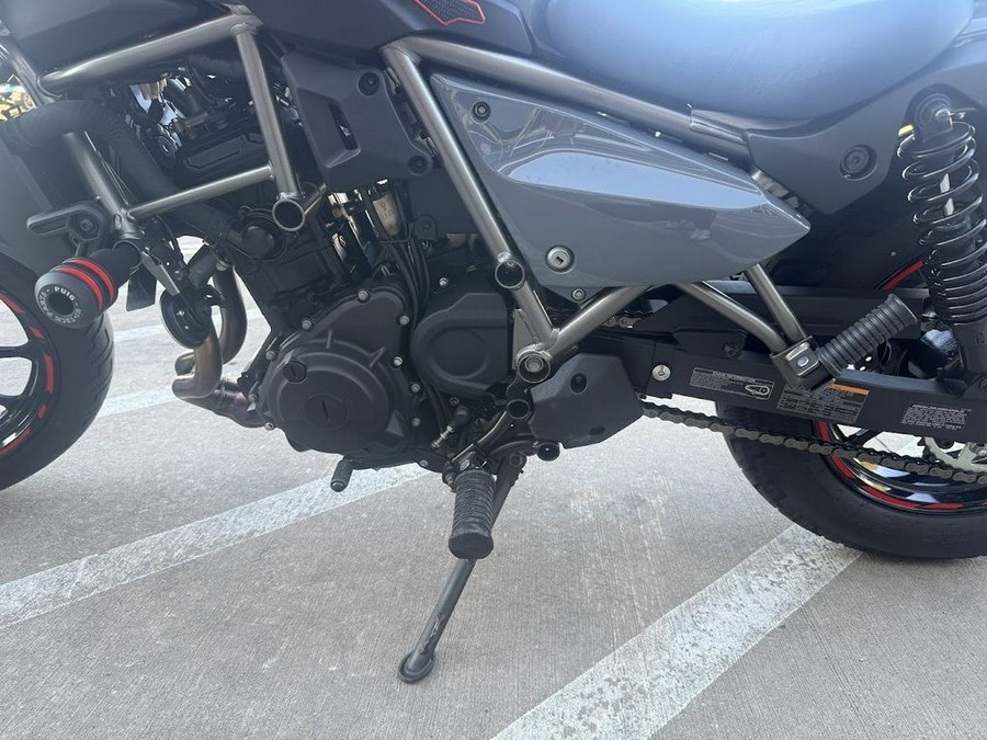 2024 Kawasaki Eliminator® Pearl Storm Gray