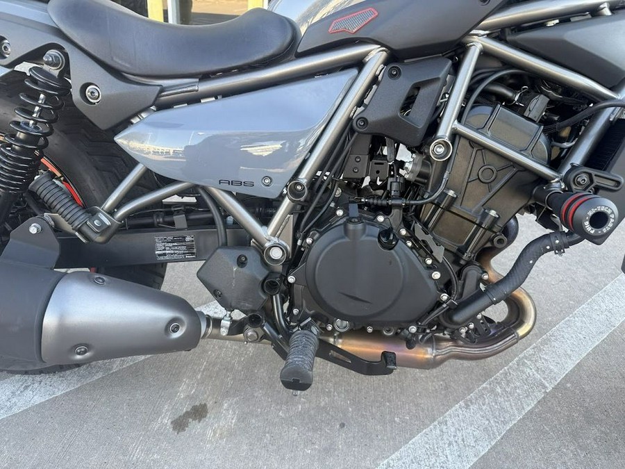 2024 Kawasaki Eliminator® Pearl Storm Gray