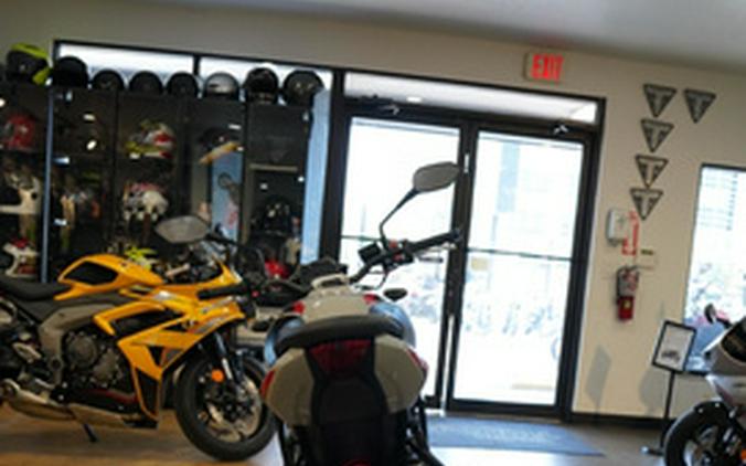 2026 Triumph Trident 800