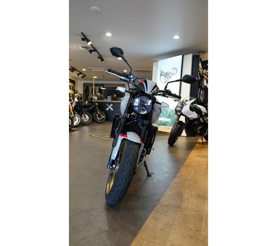 2026 Triumph Trident 800