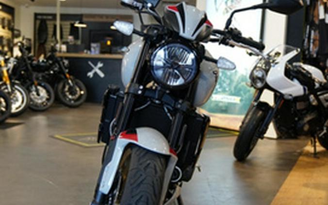 2026 Triumph Trident 800