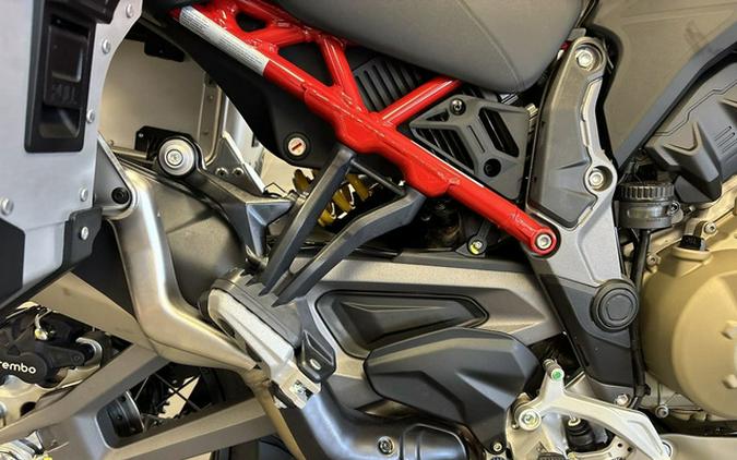 2026 Ducati Multistrada V4 Rally Adventure Travel&Radar Ducati