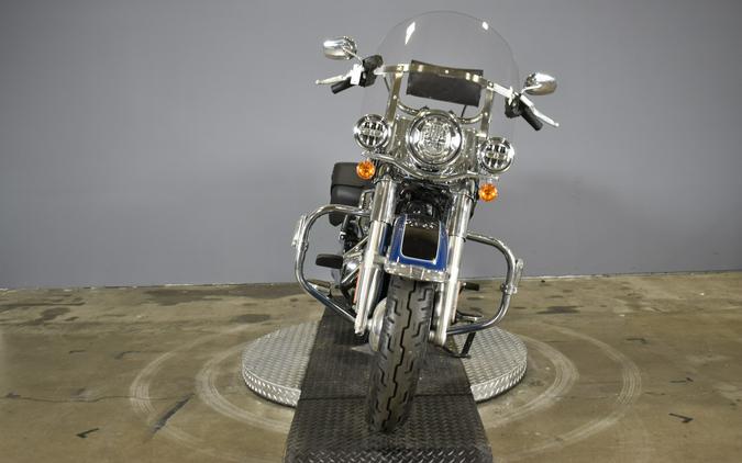 2022 Harley-Davidson Heritage Classic 114 Reef Blue/Vivid Black (Black Finish w/Cast Wheels)