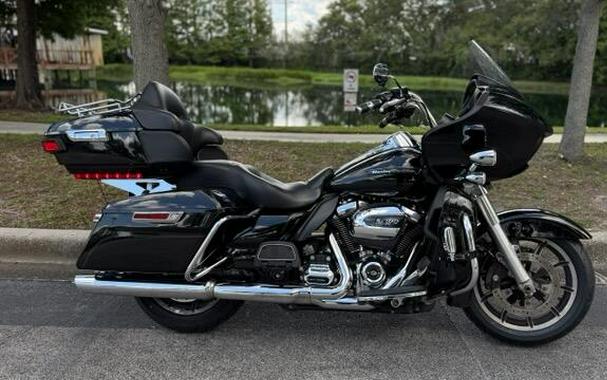 2019 Harley-Davidson® Road Glide® Vivid Black