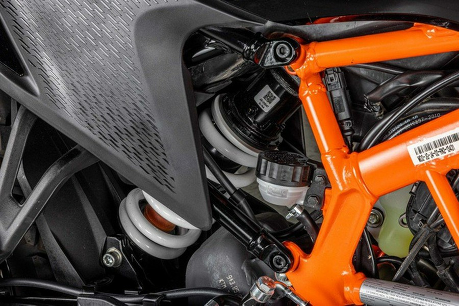2024 KTM Adventure 390