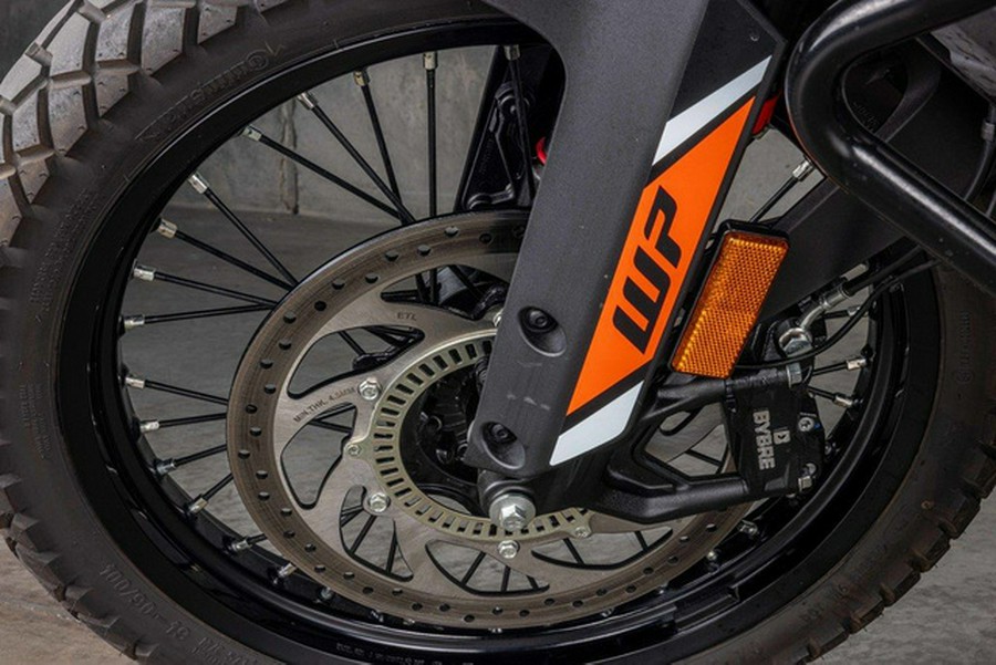 2024 KTM Adventure 390