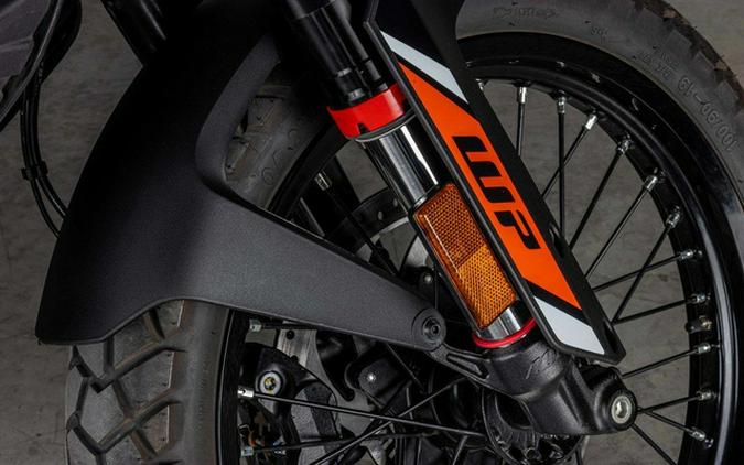 2024 KTM Adventure 390