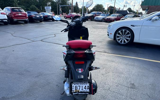 2015 APRILIA SR 50