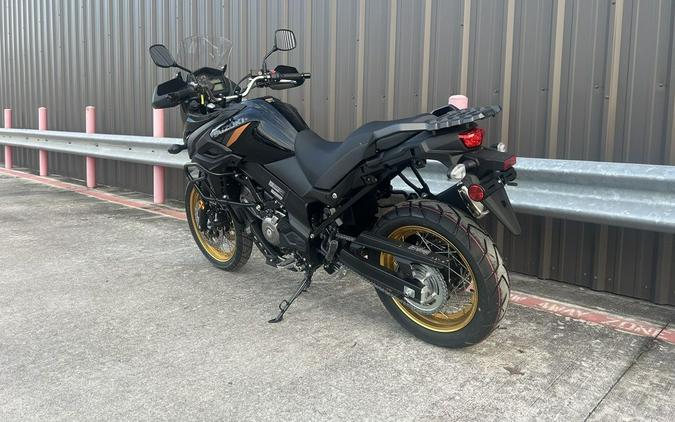 2025 Suzuki V-Strom 650XT Adventure