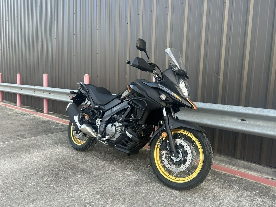 2025 Suzuki V-Strom 650XT ADV