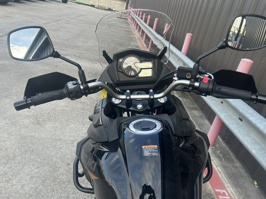 2025 Suzuki V-Strom 650XT ADV