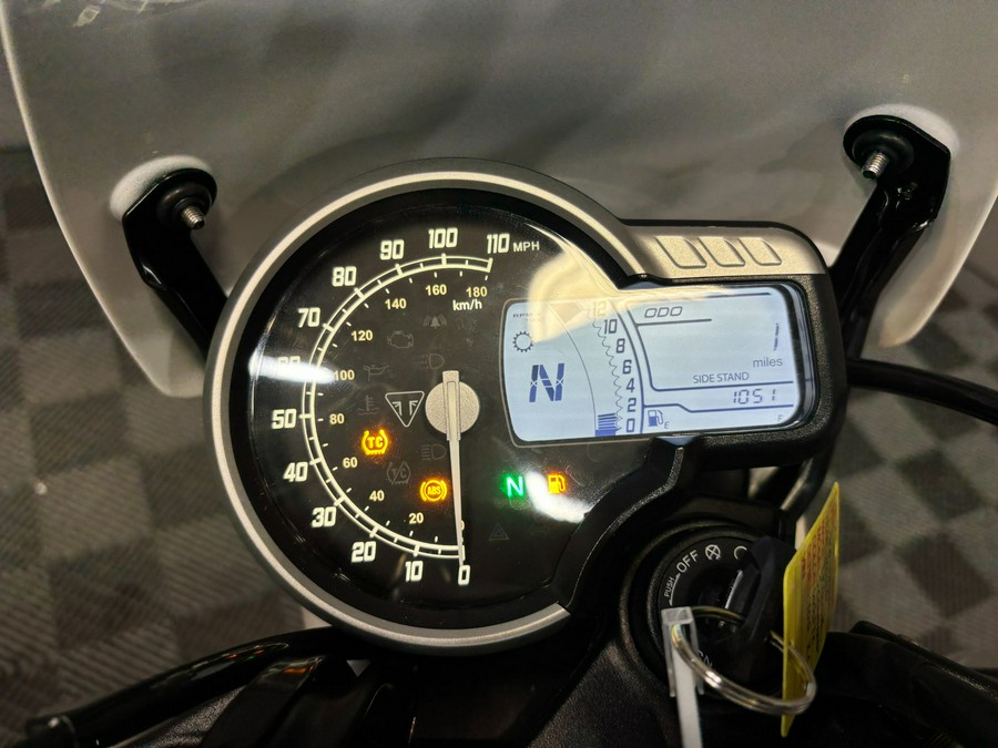 2026 Triumph Scrambler 400 XC