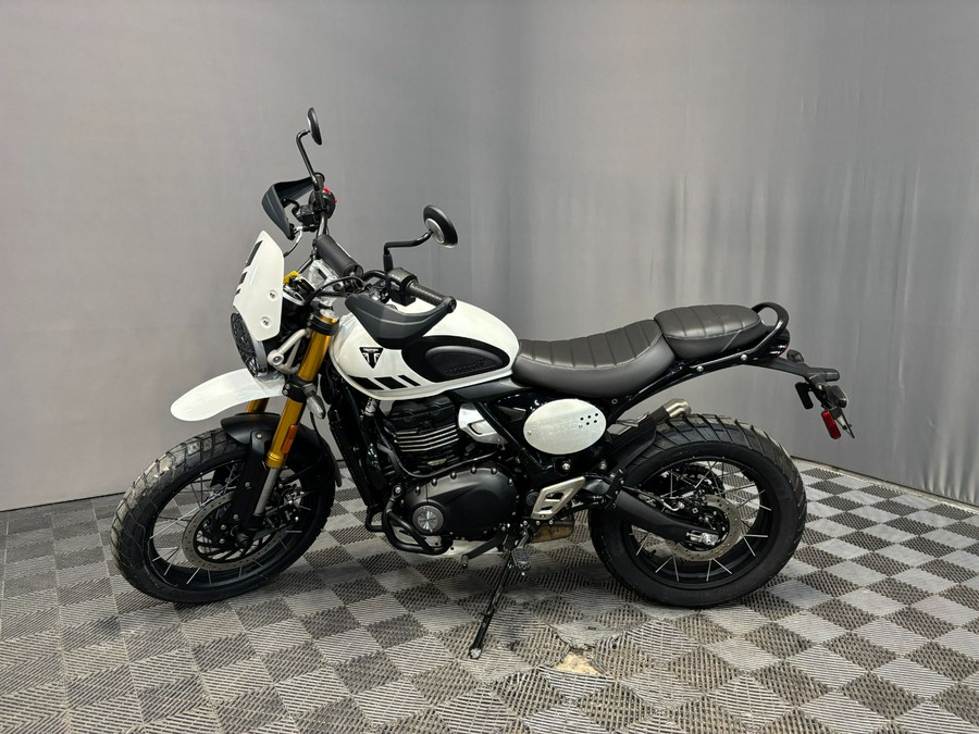2026 Triumph Scrambler 400 XC