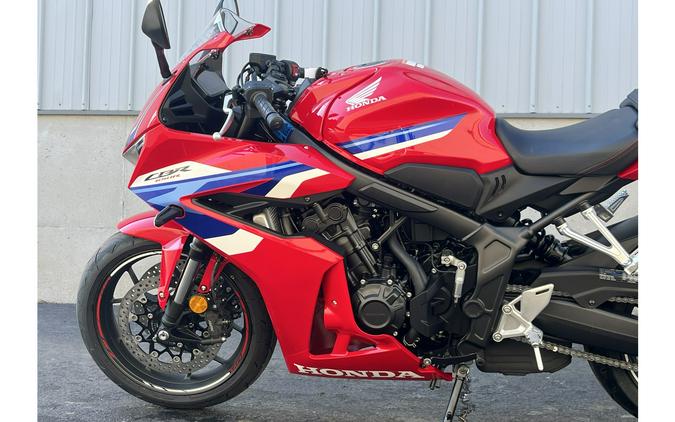 2026 Honda CBR650R E-Clutch