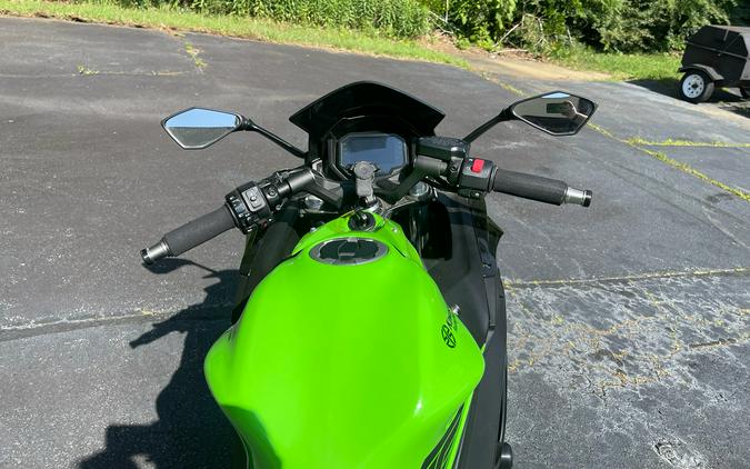 2023 Kawasaki Ninja 650 KRT Edition