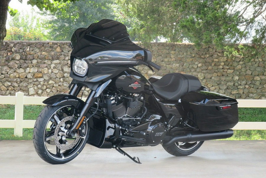 2025 Harley-Davidson FLHX - Street Glide