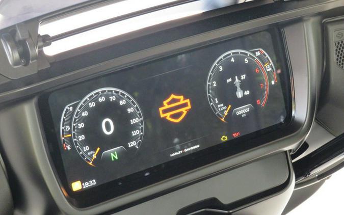 2025 Harley-Davidson FLHX - Street Glide