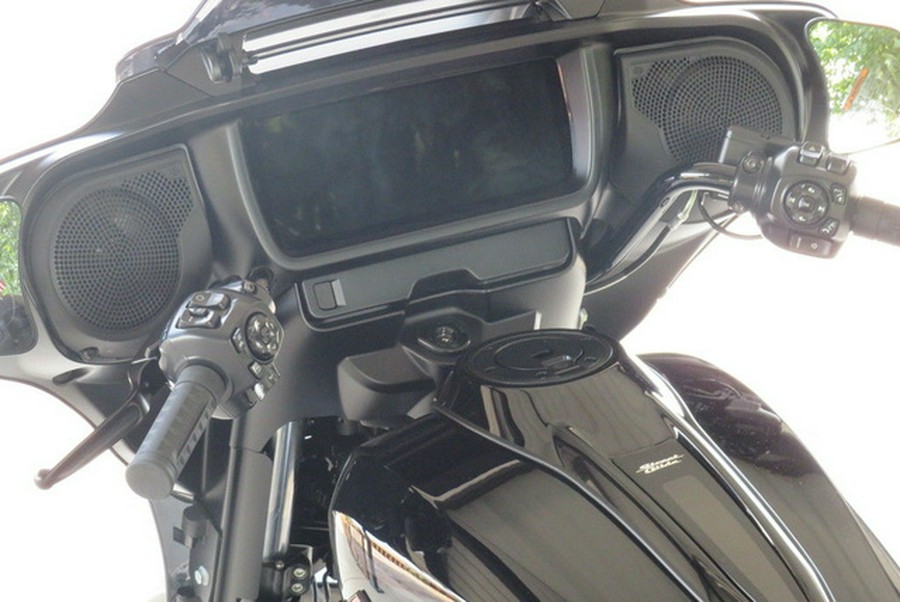 2025 Harley-Davidson FLHX - Street Glide