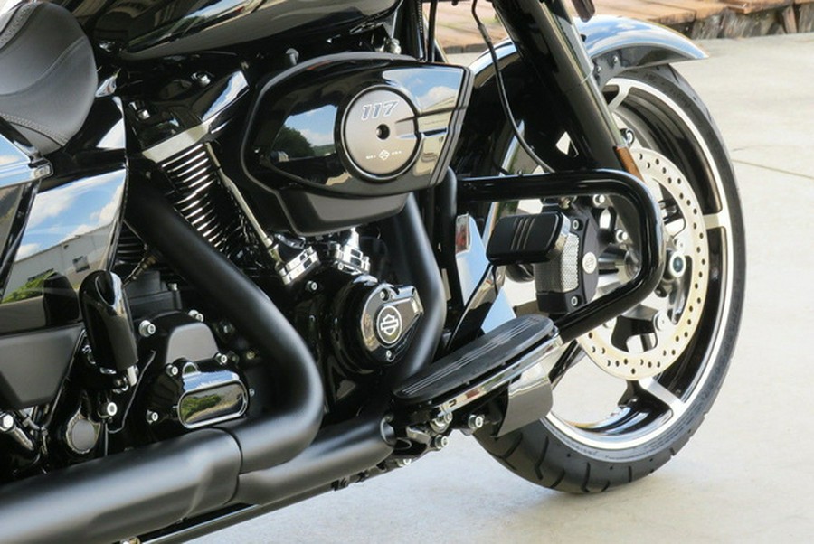 2025 Harley-Davidson FLHX - Street Glide