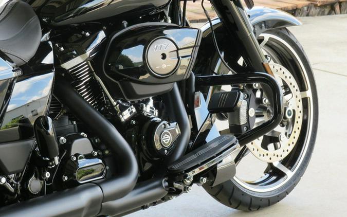 2025 Harley-Davidson FLHX - Street Glide