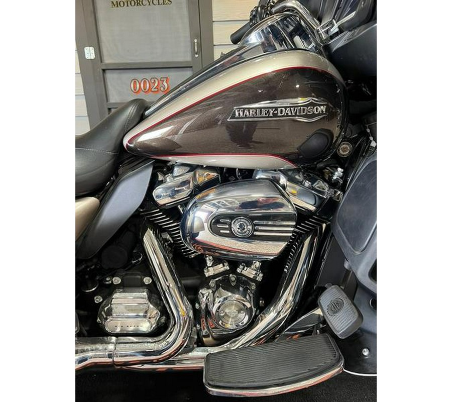 2018 Harley-Davidson® FLHTCUTG - Tri Glide® Ultra
